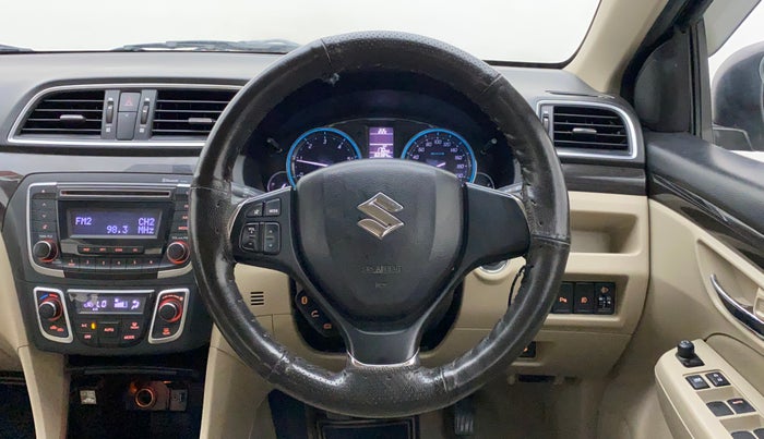 2016 Maruti Ciaz ZDI SHVS, Diesel, Manual, 60,384 km, Steering Wheel Close Up