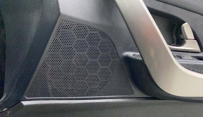 2018 Mahindra XUV500 W9, Diesel, Manual, 68,010 km, Speaker