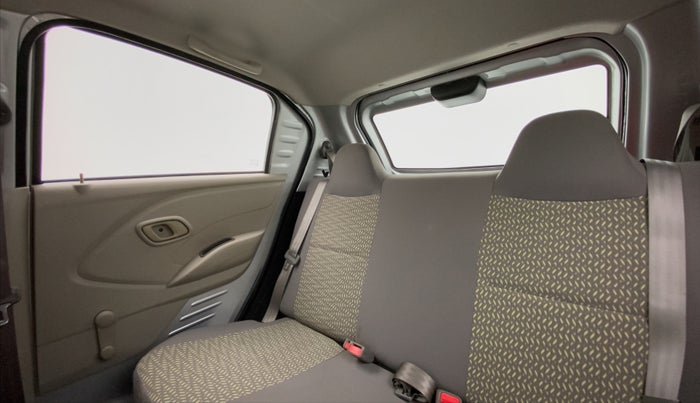 2017 Datsun Redi Go T (O), Petrol, Manual, 18,354 km, Right Side Rear Door Cabin