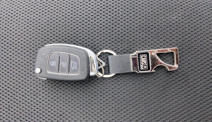 2017 Hyundai Elite i20 ASTA 1.2, Petrol, Manual, 12,200 km, Key Close up
