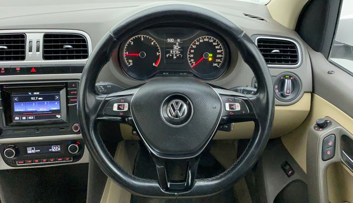 2016 Volkswagen Vento HIGHLINE TDI AT, Diesel, Automatic, 81,656 km, Steering Wheel Close Up