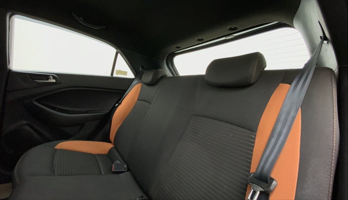 2017 Hyundai Elite i20 ASTA 1.2 DUAL TONE, Petrol, Manual, 52,284 km, Right Side Rear Door Cabin