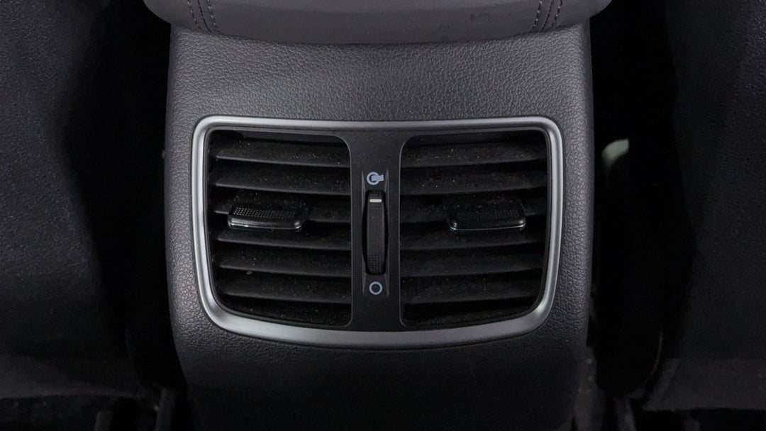 Rear A/C Vent
