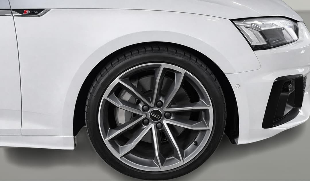 2021 Audi A5 45 Tfsi Quattro S Line Mhev, Automatic, 56310 km, Right Front Wheel