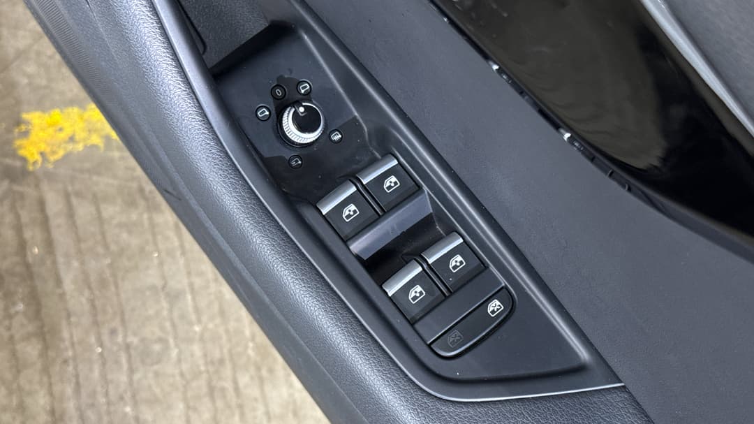 2021 Audi A5 45 Tfsi Quattro S Line Mhev, Automatic, 56310 km, Drivers Side Door Panel Controls