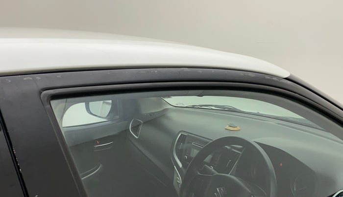 2017 Maruti Baleno DELTA PETROL 1.2, Petrol, Manual, 54,890 km, Driver-side door - Door visor damaged