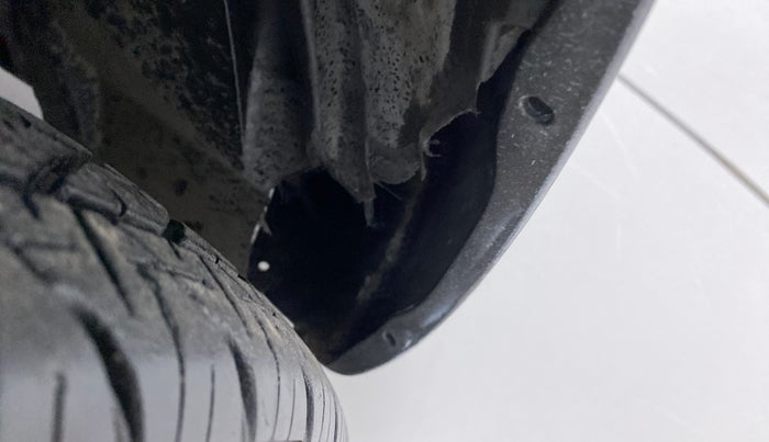 2013 Maruti Swift Dzire VDI, Diesel, Manual, 96,941 km, Right fender - Lining loose