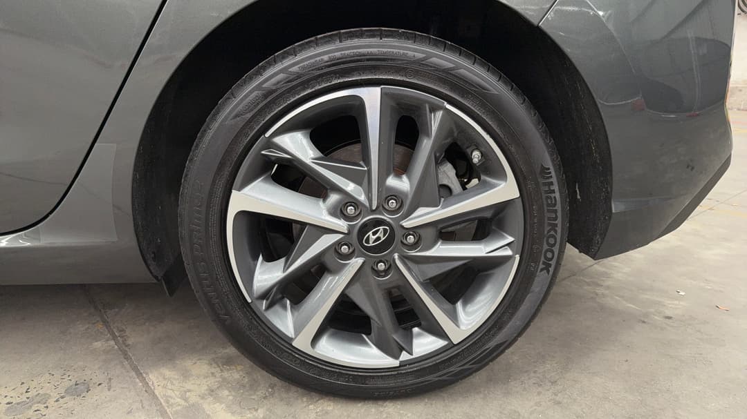 2021 Hyundai i30 Elite, Automatic, 73257 km, Left Rear Wheel