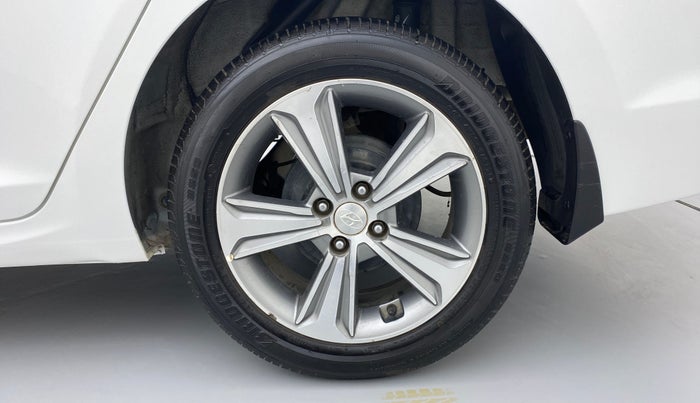 2019 Hyundai Verna 1.6 CRDI SX + AT, Diesel, Automatic, 40,477 km, Left Rear Wheel