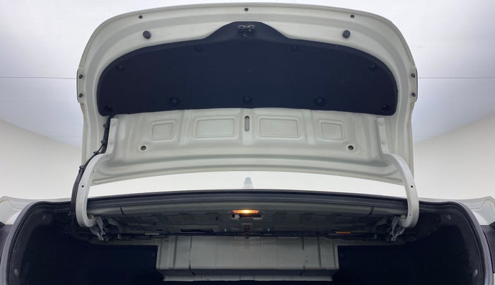 2019 Hyundai Verna 1.6 CRDI SX + AT, Diesel, Automatic, 40,477 km, Boot Door Open