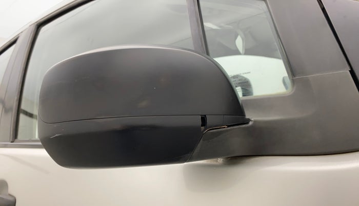 2011 Maruti Ritz VXI, Petrol, Manual, 57,439 km, Right rear-view mirror - Cover has minor damage