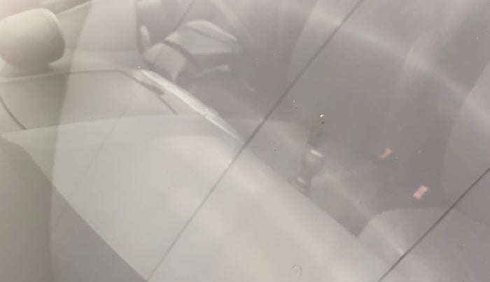 2011 Maruti Ritz VXI, Petrol, Manual, 57,439 km, Front windshield - Minor spot on windshield