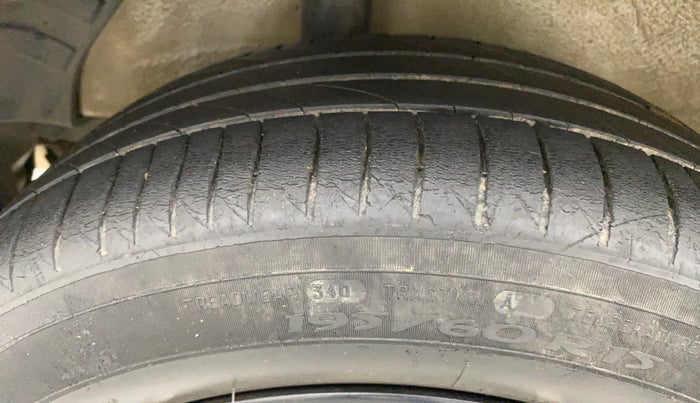 2011 Maruti Ritz VXI, Petrol, Manual, 57,439 km, Right Rear Tyre Tread