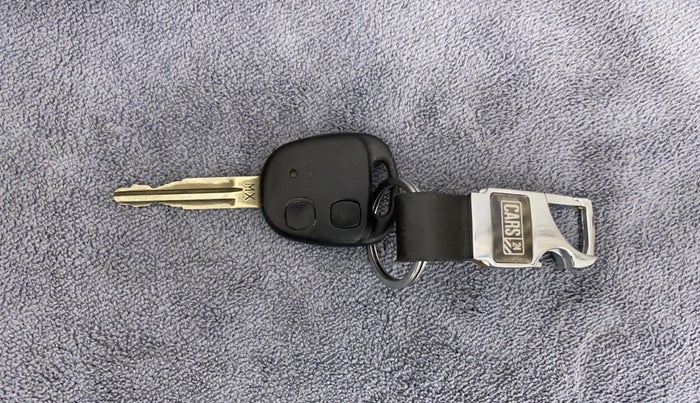 2014 Hyundai Santro Xing GLS, CNG, Manual, 61,079 km, Key Close Up