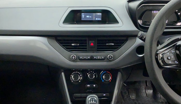 2022 Tata NEXON XM SUNROOF DIESEL, Diesel, Manual, 74,373 km, Air Conditioner