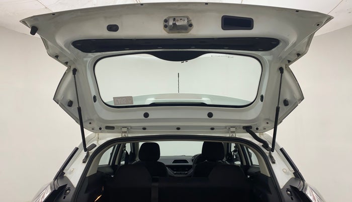 2022 Tata NEXON XM SUNROOF DIESEL, Diesel, Manual, 74,373 km, Boot Door Open