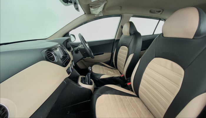 2017 Hyundai Grand i10 MAGNA 1.2 KAPPA VTVT, Petrol, Manual, 30,183 km, Right Side Front Door Cabin