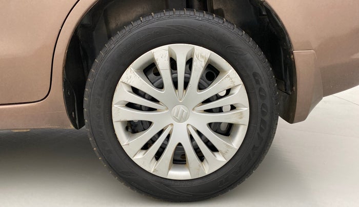 2012 Maruti Ertiga VDI, Diesel, Manual, 1,00,065 km, Left Rear Wheel