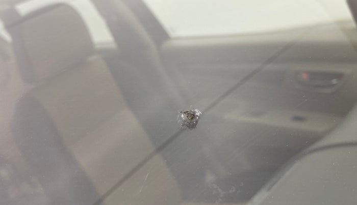 2012 Maruti Ertiga VDI, Diesel, Manual, 1,00,065 km, Front windshield - Minor spot on windshield