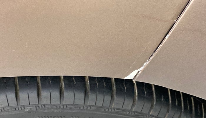 2012 Maruti Ertiga VDI, Diesel, Manual, 1,00,065 km, Left quarter panel - Minor scratches