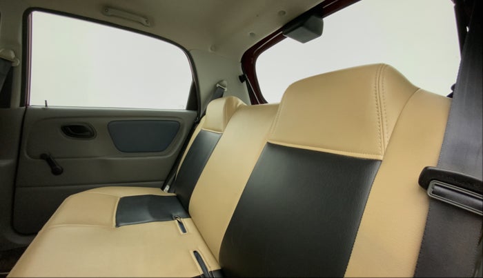 2013 Maruti Alto K10 VXI, Petrol, Manual, 44,303 km, Right Side Rear Door Cabin