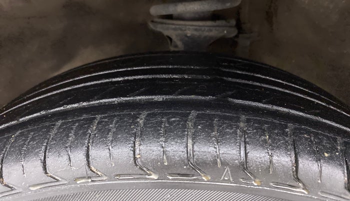 2013 Maruti Alto K10 VXI, Petrol, Manual, 44,303 km, Left Front Tyre Tread