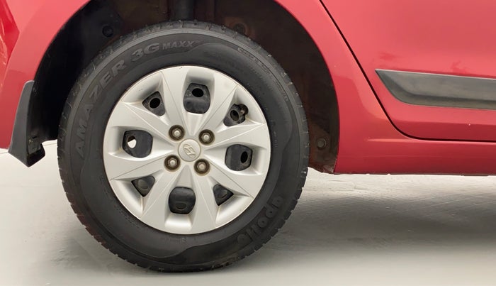 2016 Hyundai Elite i20 SPORTZ 1.2, Petrol, Manual, 23,464 km, Right Rear Wheel