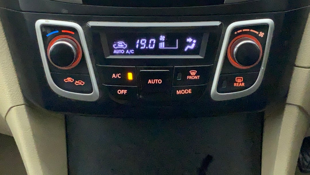 Automatic Climate Control 