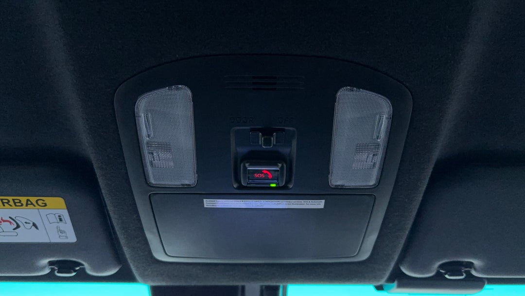 On-Roof Controls/Sunglass holder