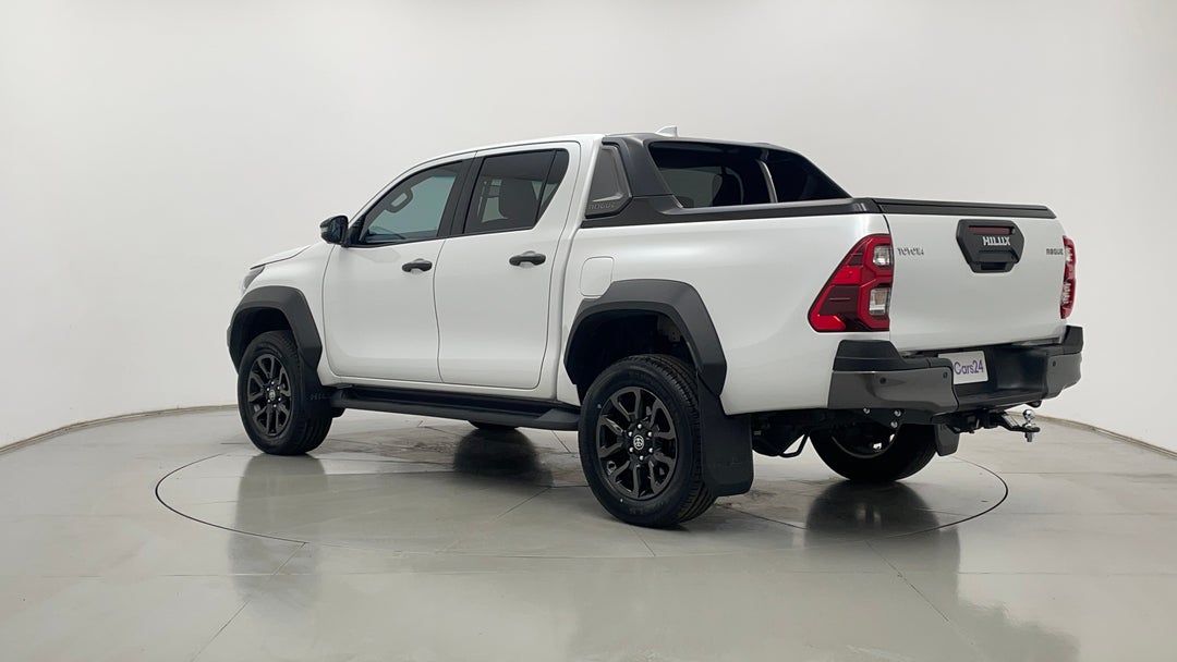 Left Back Diagonal (45- Degree) View