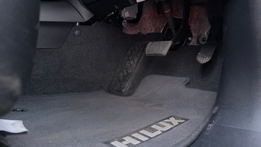 Pedals and Footmat