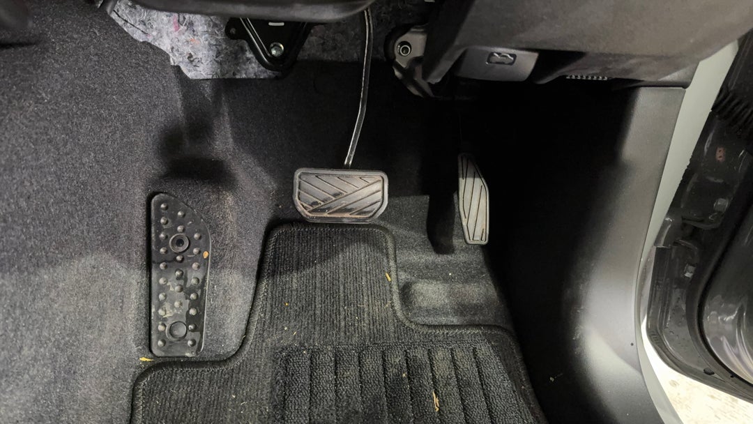 Pedals and Footmat
