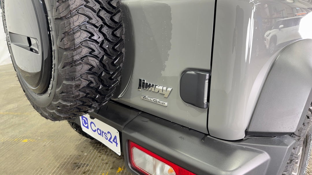 Badge (Boot Right Side)