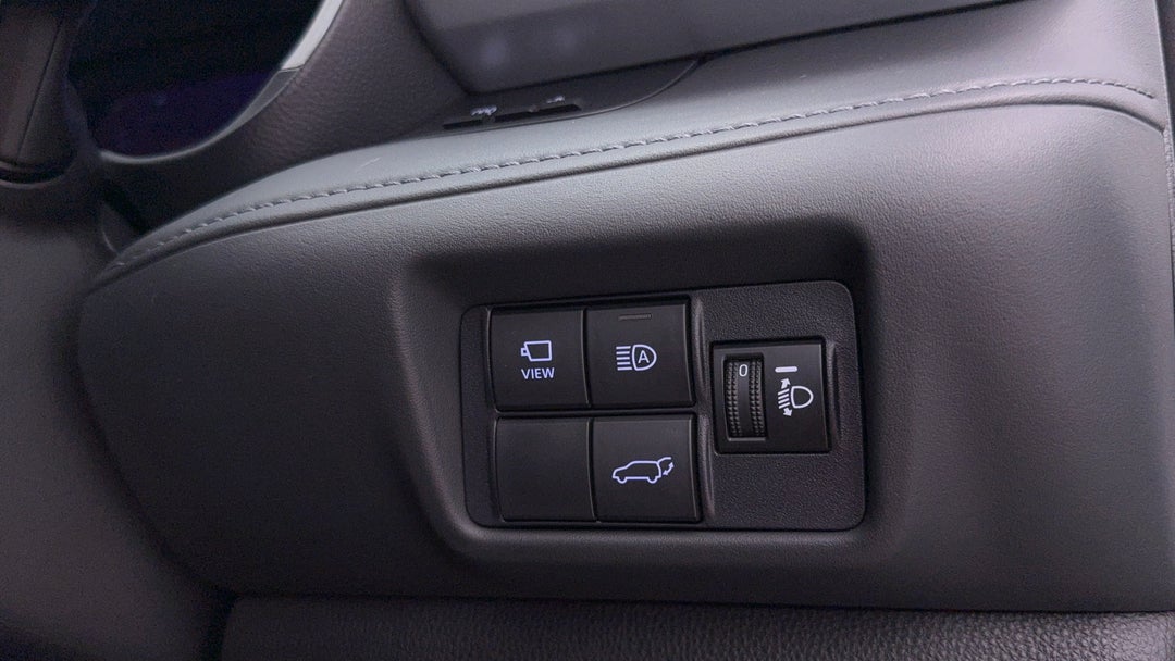 2021 Toyota Kluger Grande Hybrid AWD, Automatic, 55837 km, Utility Switches/Buttons