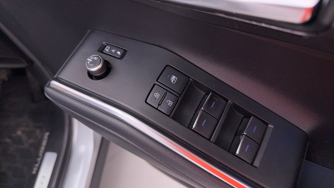 2021 Toyota Kluger Grande Hybrid AWD, Automatic, 55837 km, Drivers Side Door Panel Controls