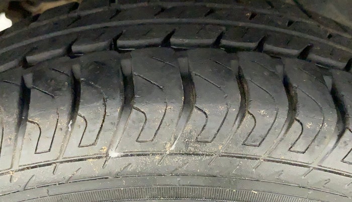 2018 Datsun Go T (O), Petrol, Manual, 4,817 km, Left Front Tyre Tread