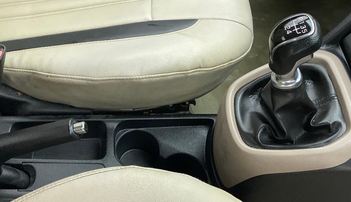 2014 Hyundai Xcent S 1.1 CRDI OPT, Diesel, Manual, 59,418 km, Gear Lever