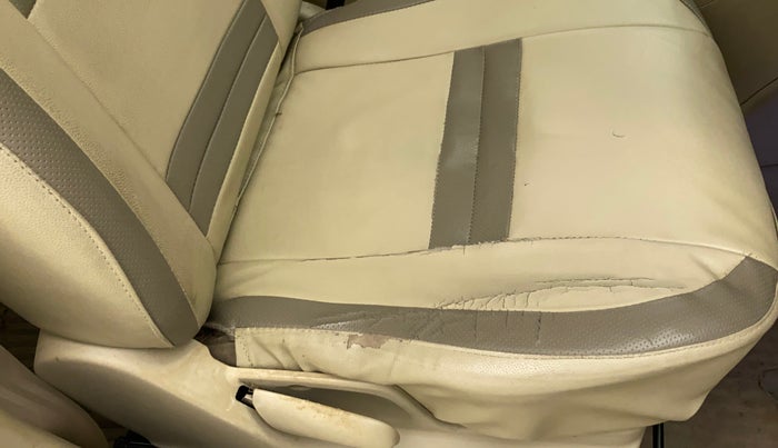 2014 Maruti Ertiga VXI ABS, Petrol, Manual, 57,584 km, Driver seat - Cover slightly torn
