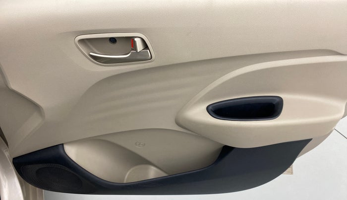 2019 Hyundai NEW SANTRO 1.1 MAGNA MT, Petrol, Manual, 40,642 km, Driver Side Door Panels Control