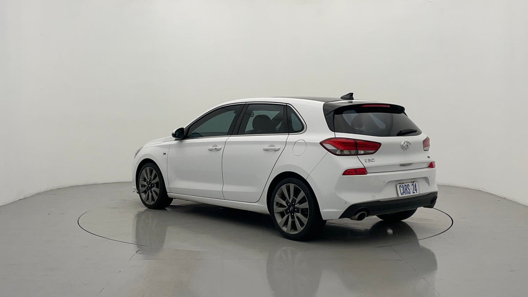 Left Back Diagonal (45- Degree) View