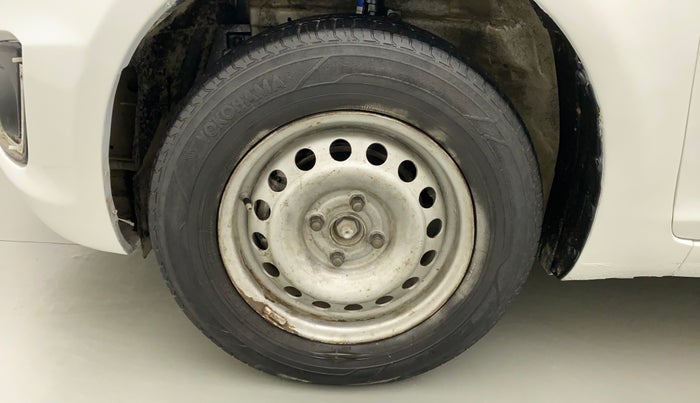 2016 Maruti Swift LXI (O), Petrol, Manual, 78,627 km, Left Front Wheel