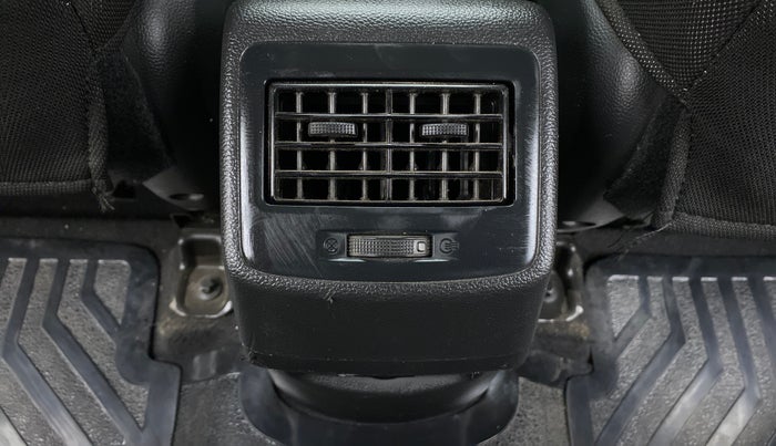 2019 Hyundai Grand i10 SPORTZ 1.2 KAPPA VTVT, Petrol, Manual, 5,984 km, Rear AC Vents