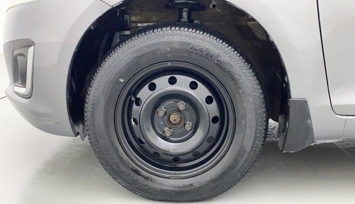 2015 Maruti Swift VDI ABS, Diesel, Manual, 58,792 km, Left Front Wheel