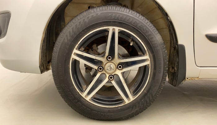 2015 Maruti Wagon R 1.0 VXI, Petrol, Manual, 40,237 km, Left Front Wheel