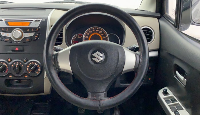 2015 Maruti Wagon R 1.0 VXI, Petrol, Manual, 40,237 km, Steering Wheel Close Up