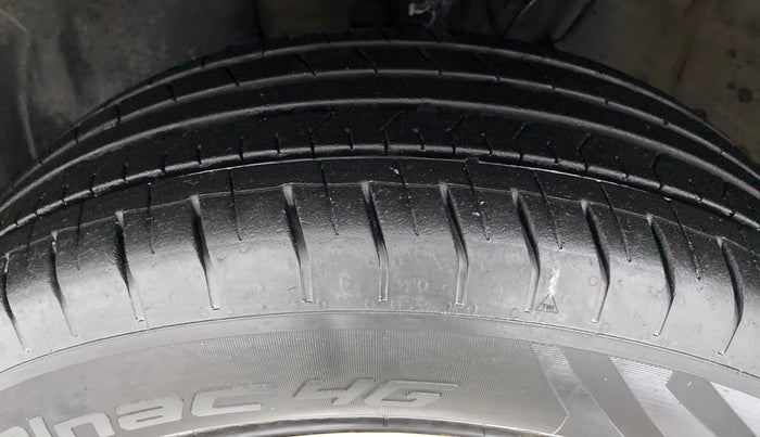 2020 Hyundai VENUE S MT 1.2 KAPPA, Petrol, Manual, 8,711 km, Left Front Tyre Tread