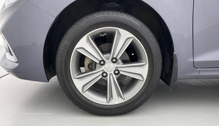 2019 Hyundai Verna 1.6 SX VTVT, Petrol, Manual, 34,666 km, Left Front Wheel