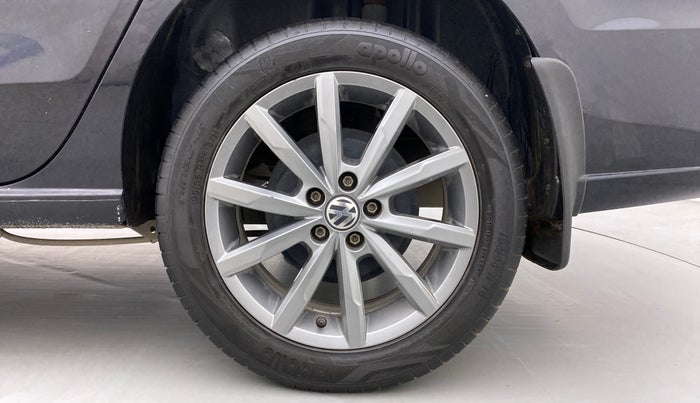 2019 Volkswagen Vento HIGHLINE 1.2 TSI AT, Petrol, Automatic, 35,813 km, Left Rear Wheel