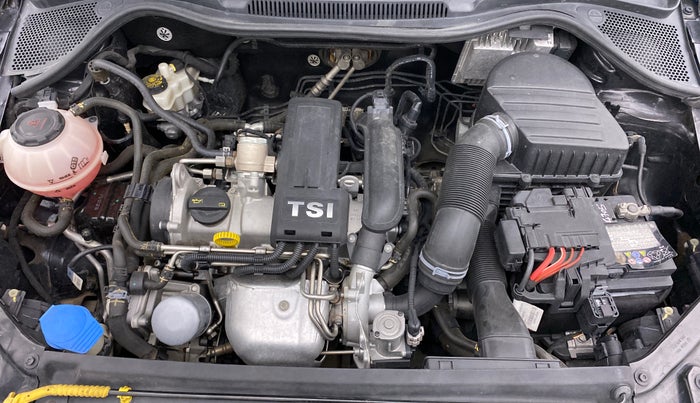 2019 Volkswagen Vento HIGHLINE 1.2 TSI AT, Petrol, Automatic, 35,813 km, Open Bonet