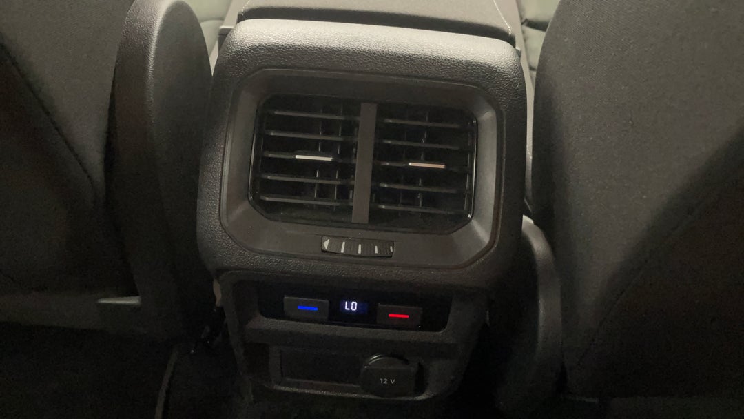 Rear A/C Vent